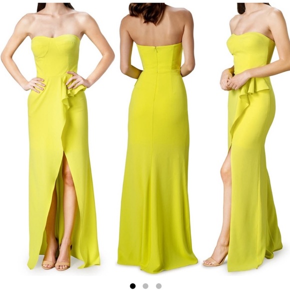 Prom dress - Picture 1 of 6